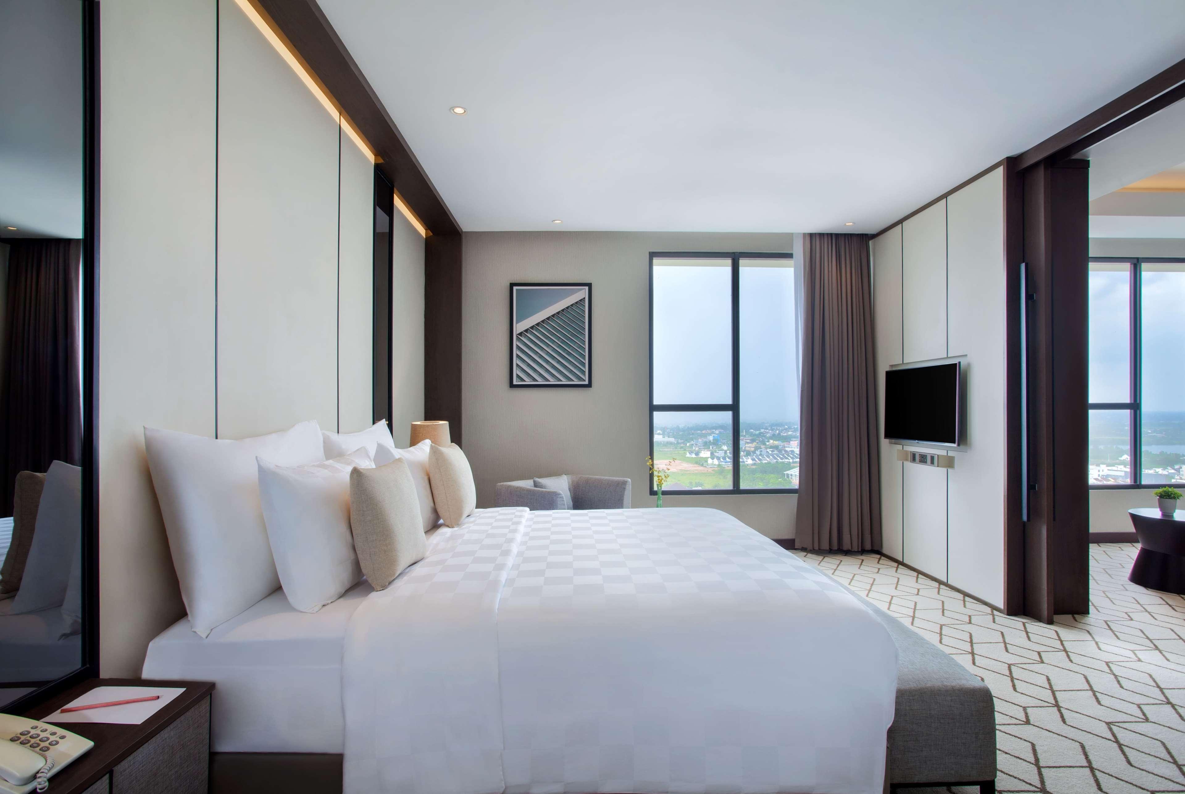 Wyndham Opi Hotel Palembang Eksteriør billede