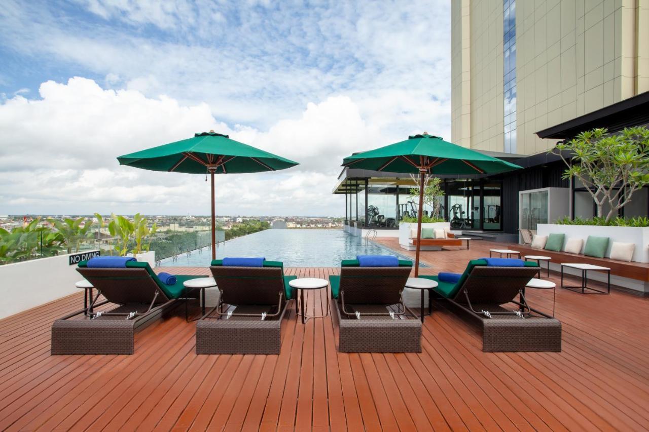 Wyndham Opi Hotel Palembang Eksteriør billede