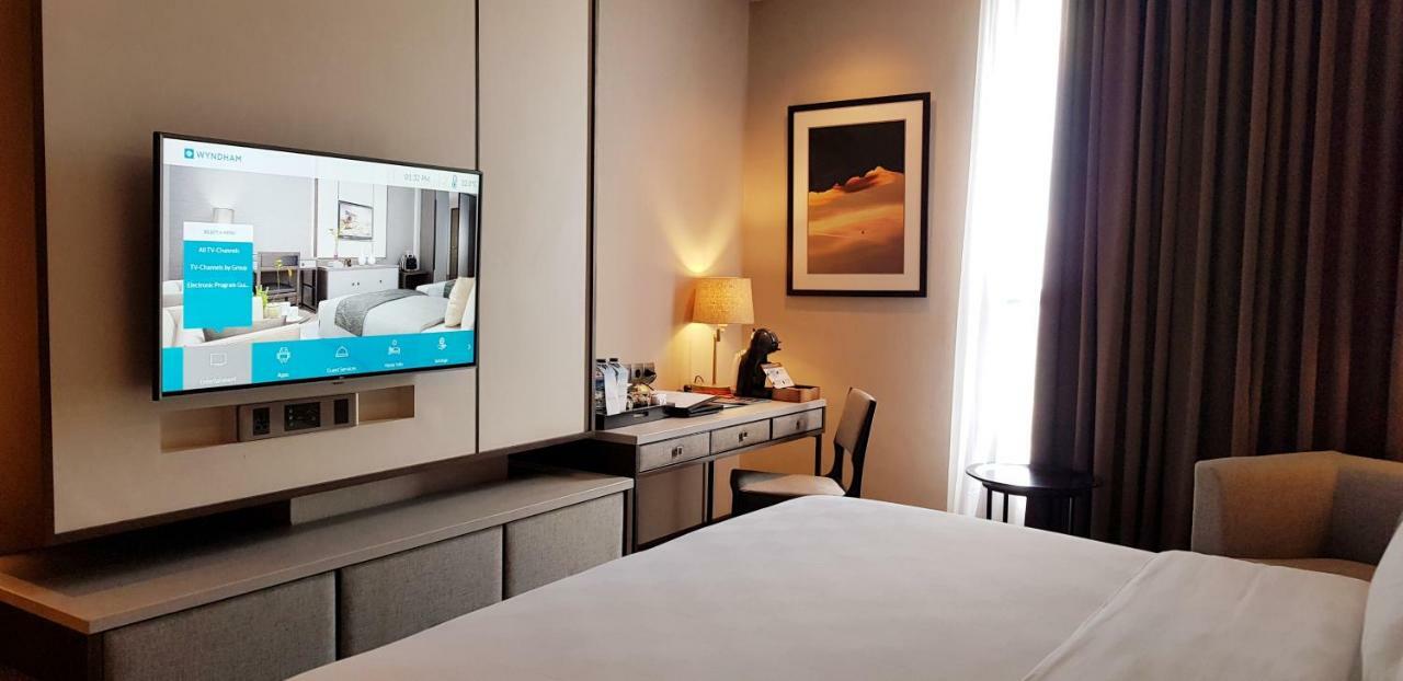 Wyndham Opi Hotel Palembang Eksteriør billede